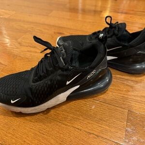Men’s Nike 270. Black and white.  Size 9.   Used but fair condition.